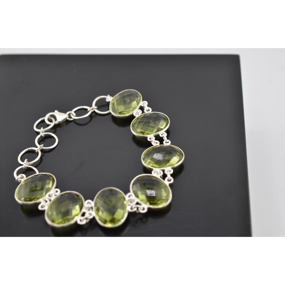 Faceted Light Green Glass Silver Tone Bracelet - Picture 3 of 3